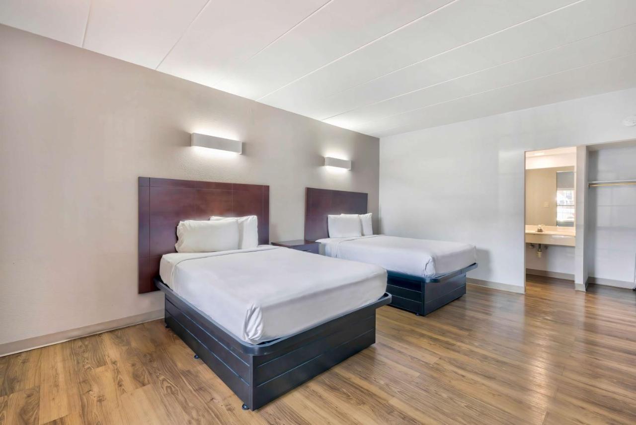 Motel 6-Falls Church, Va - Arlington Boulevard المظهر الخارجي الصورة