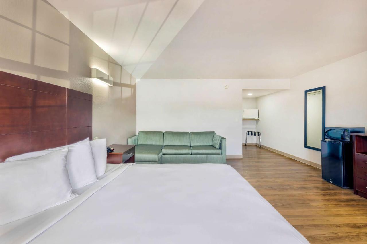 Motel 6-Falls Church, Va - Arlington Boulevard المظهر الخارجي الصورة