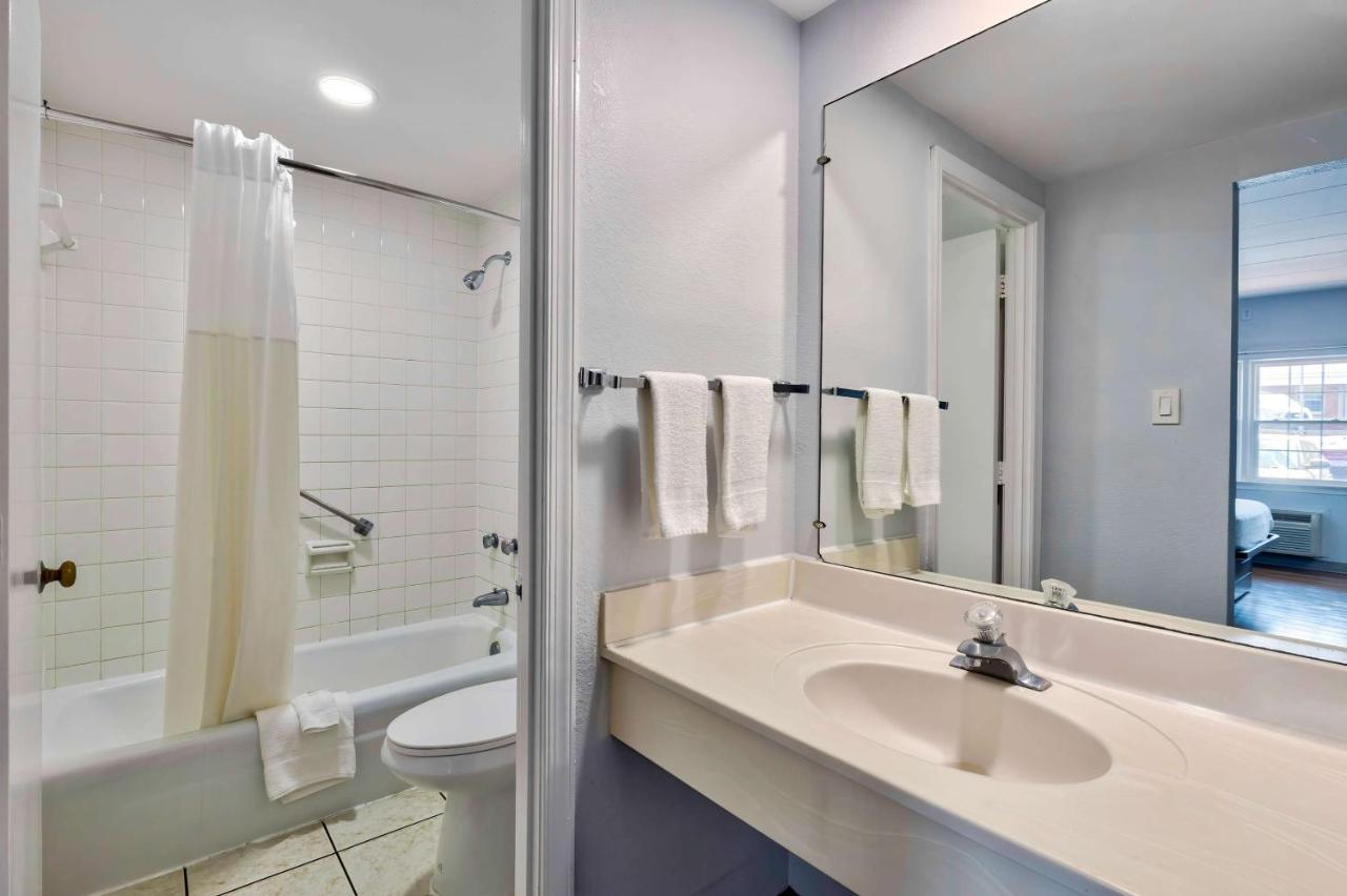 Motel 6-Falls Church, Va - Arlington Boulevard المظهر الخارجي الصورة